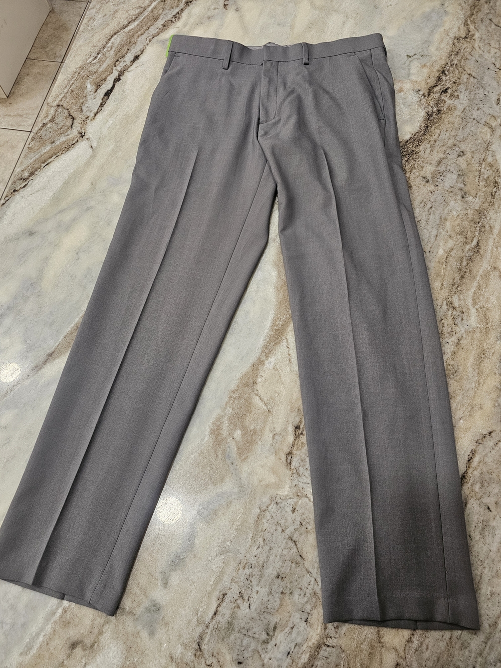 Haggar H26 Premium Stretch Dress Pants Men’s 33x30 Gray Straight Fit NWT